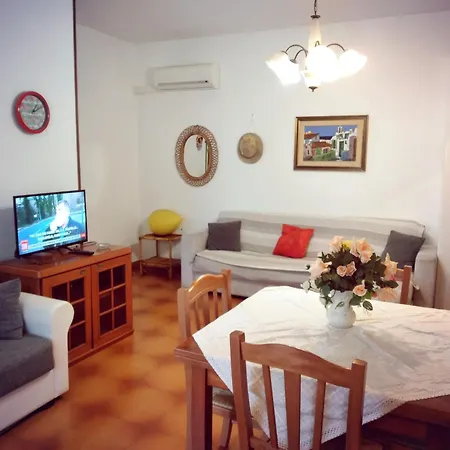 Paola Marina Di Ostuni Apartmán *